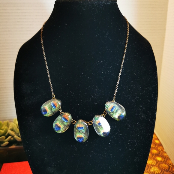 Antiqued Bronze Tone Chunky Peacock Feather Necklace - Picture 4 of 16